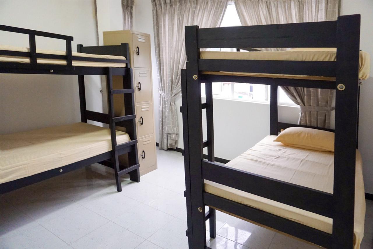 White Rose Hostel Kandy Esterno foto